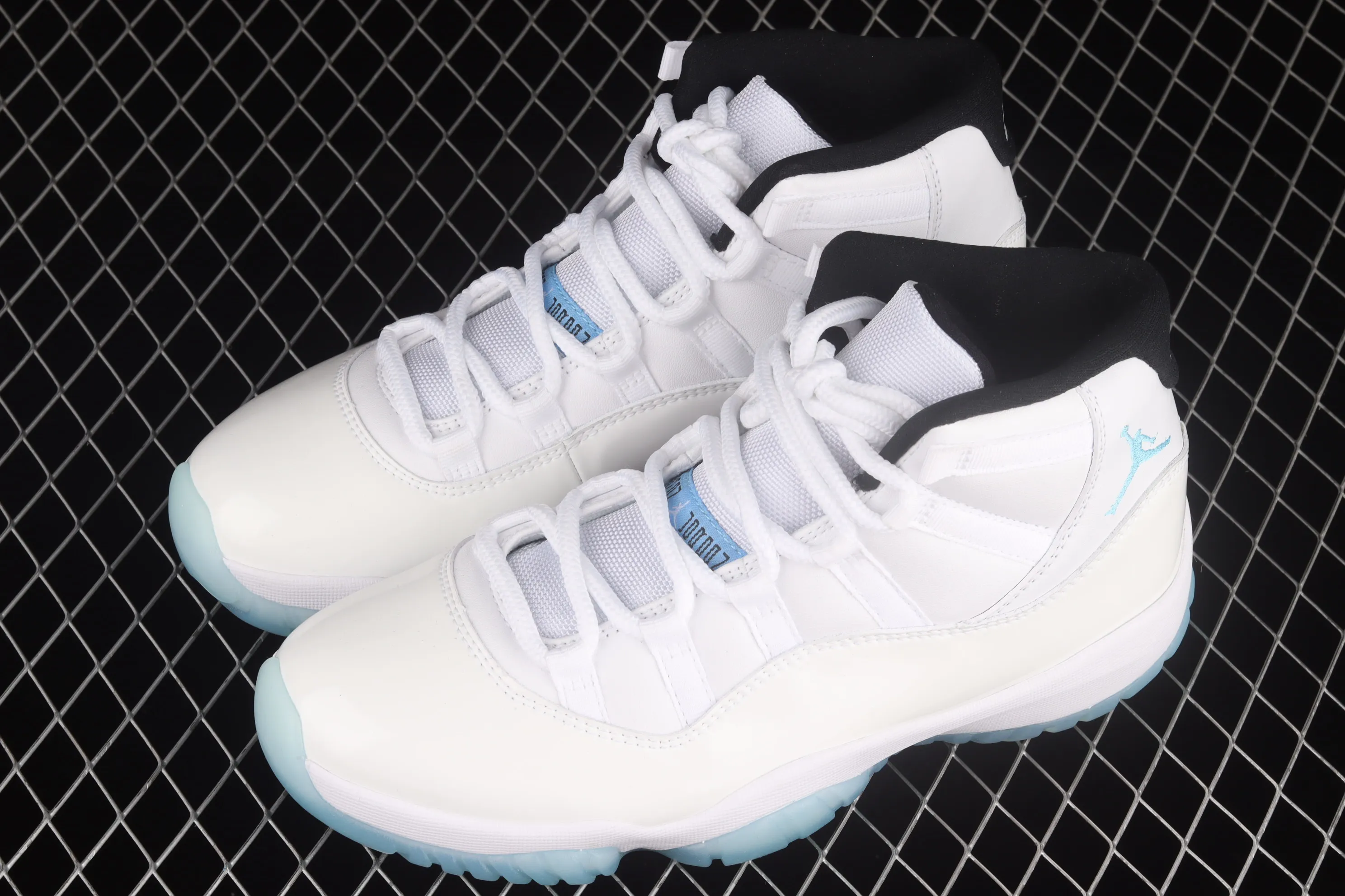 All categories Air Jordan Jordan series basketball shoes Air Jordan 11 F version Air Jordan 11 Bred AJ11 Joe 11 legendary blue 378037-117